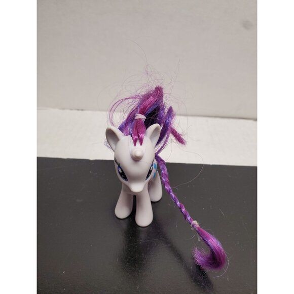 2010 My Little Pony Hasbro G4 Rarity Unicorn MLP White Purple 3" - Picture 2 of 6
